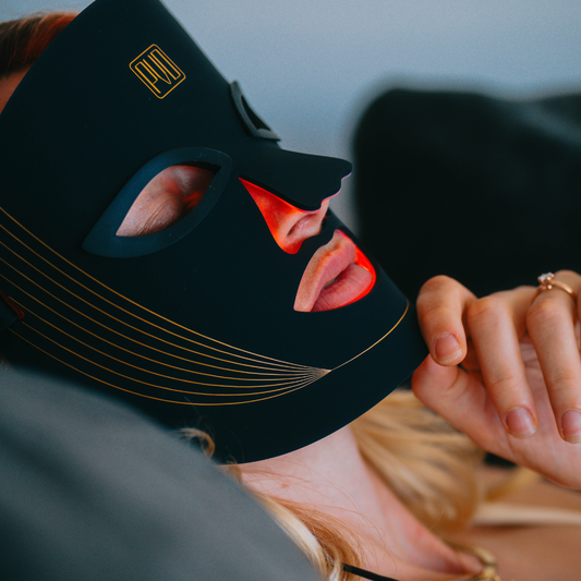 LureaGlow Mask™